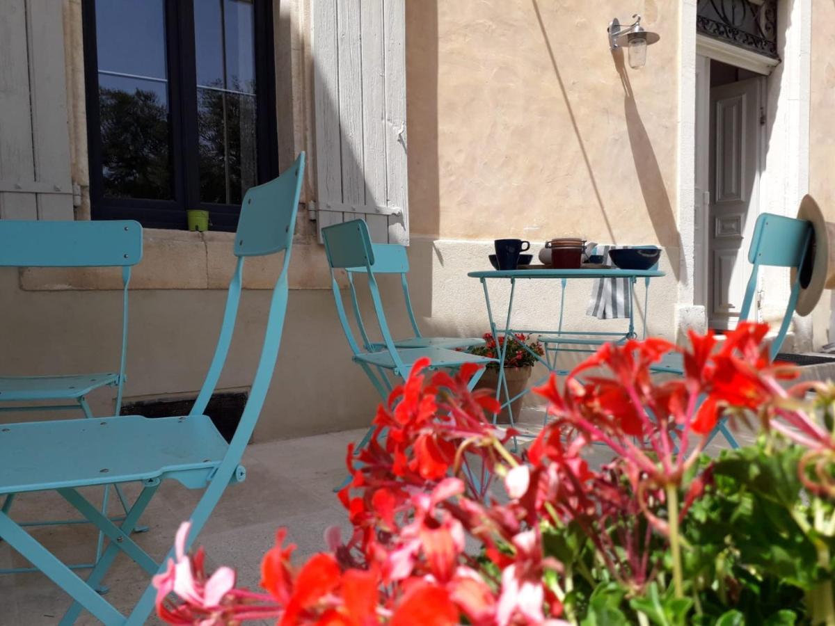 Maison Bourgues Lioux Luaran gambar