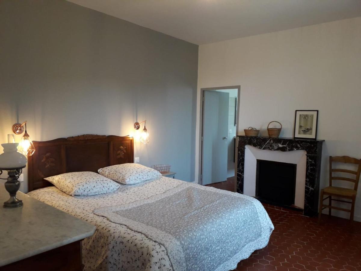 Maison Bourgues Lioux Luaran gambar