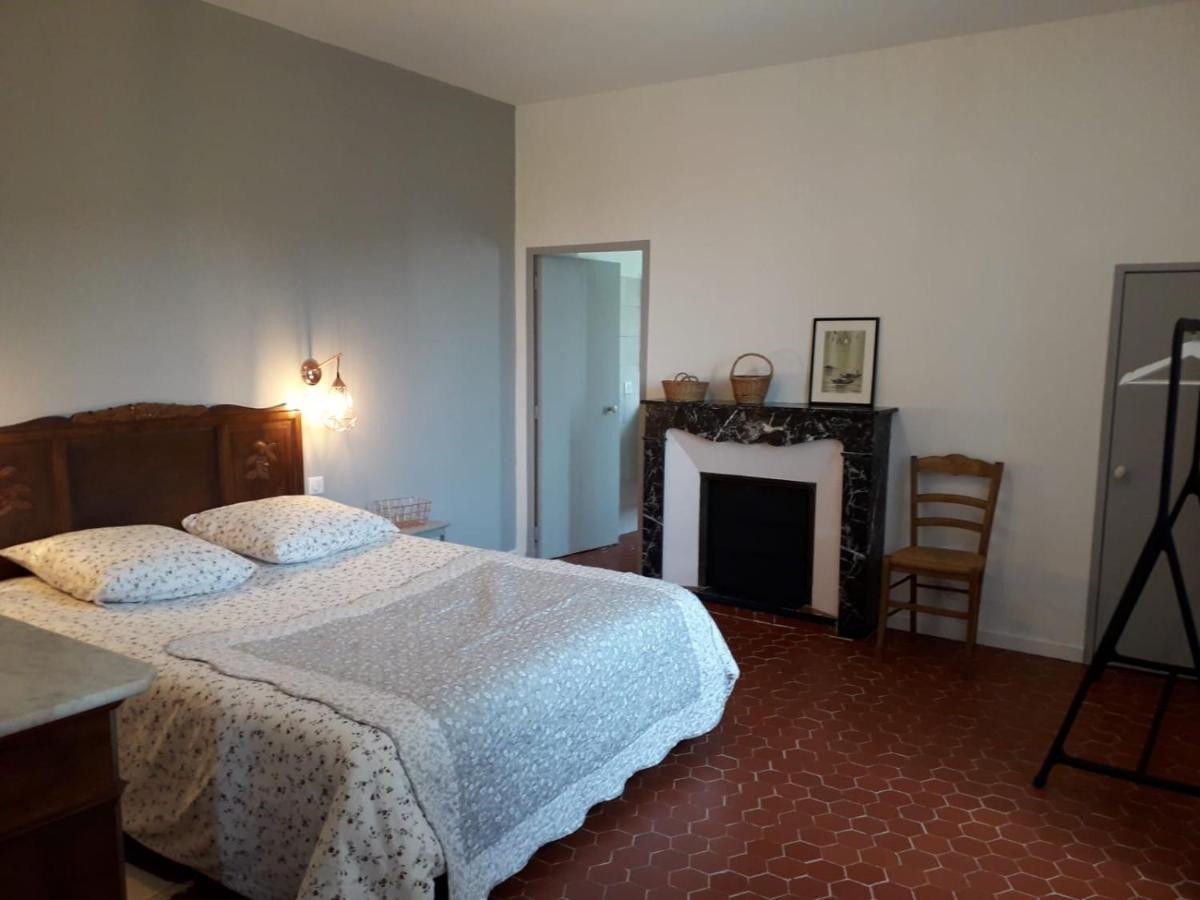 Maison Bourgues Lioux Luaran gambar